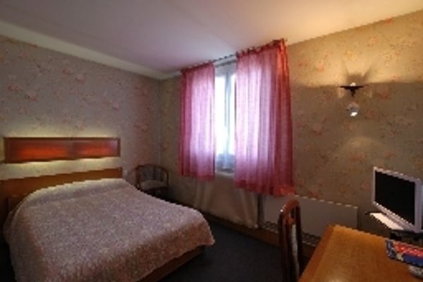 Hotel Restaurant Le Grand Val (Chaumont)